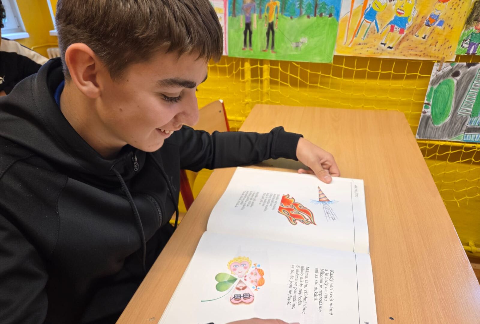 Čtení ze třídní knihovničky