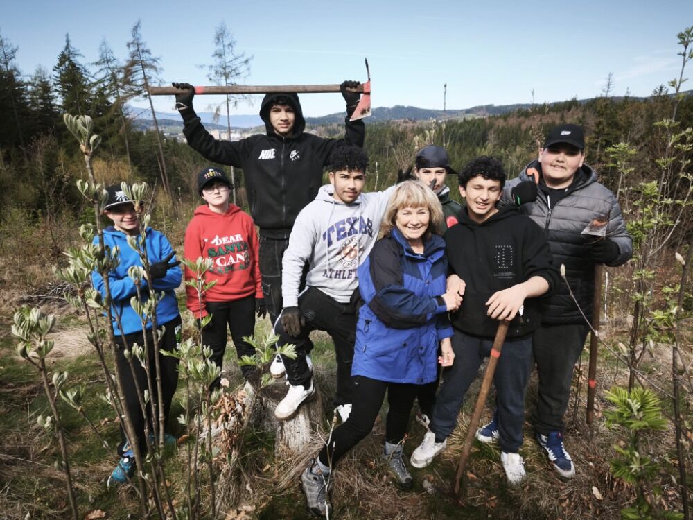 Den Země....sázení stromků