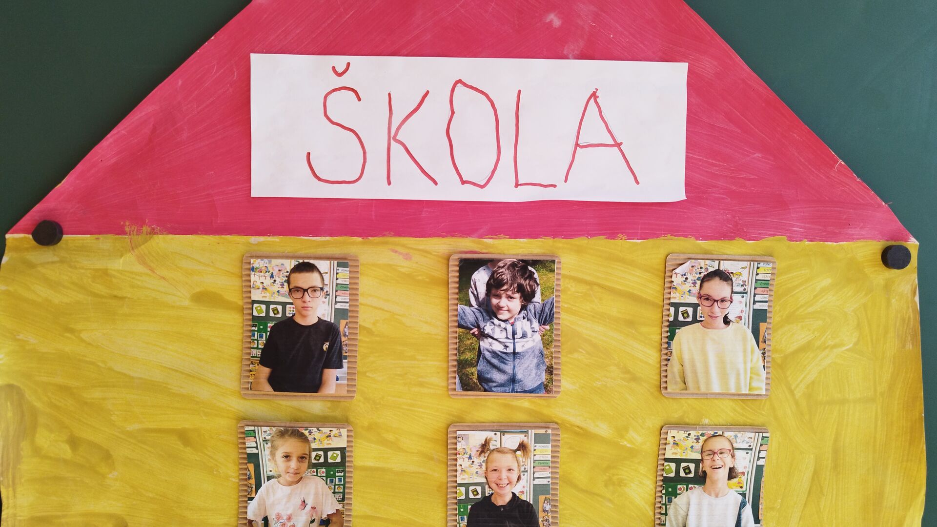 Škola začíná